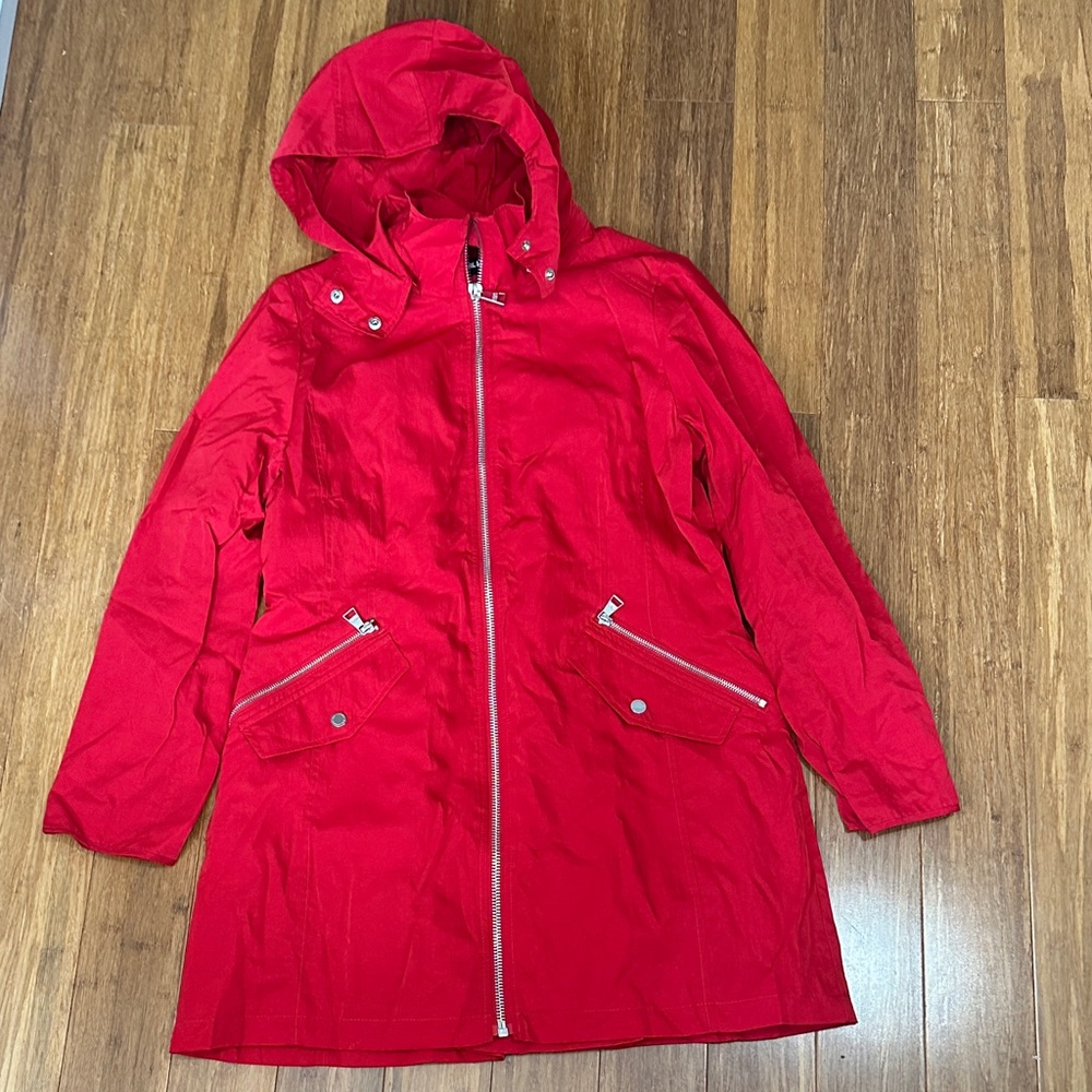 Karl Lagerfeld Vibrant Red Zip-Up Jacket - perfect for travelers